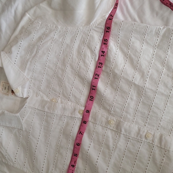 Womens White GAP button down - Picture 8 of 10